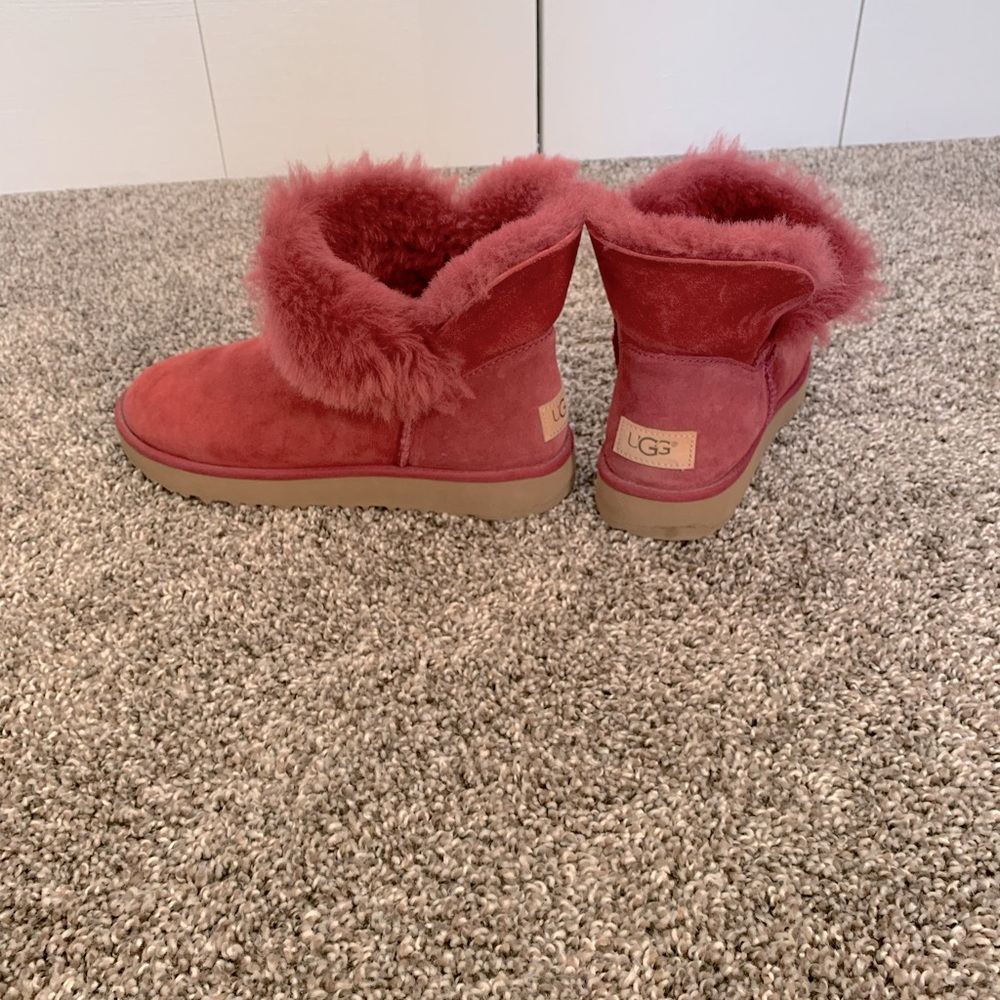 Ugg mini boots, red/pink, worn twice, size 6.5